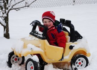 Przewóz dzieci autem – jakie są przepisy?